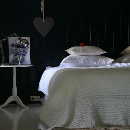 Bed and Breakfast La Paresse En Douce Tours-Sur-Meymont Exterior foto
